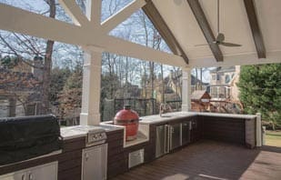 Outdoor Kitchen
