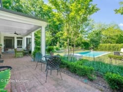view of beautiful back yard